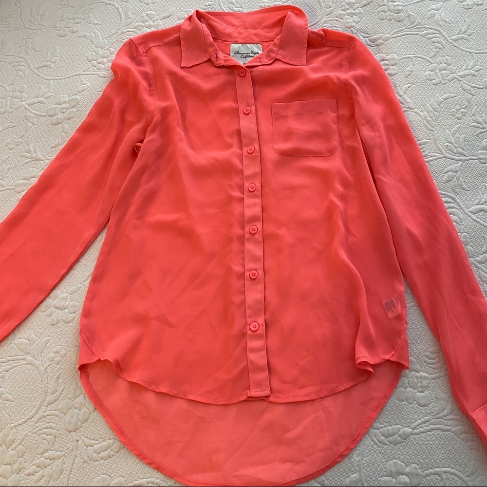 American Eagle | NWOT Coral Pink Button Down Shirt